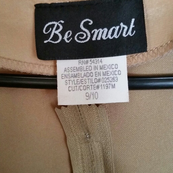 Top - Picture 2 of 2